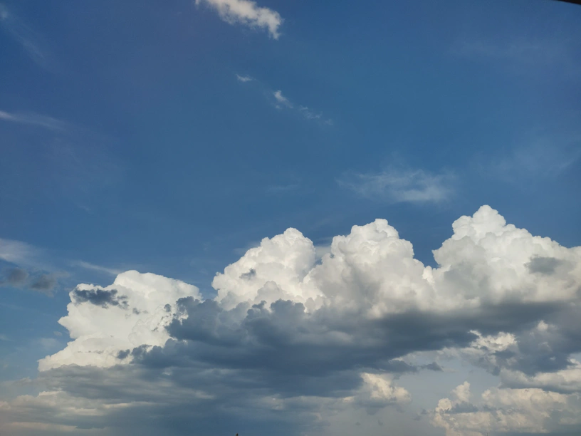 Gewitterwolke am Himmel.