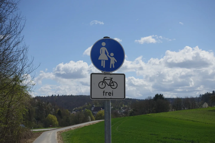 Der Radweg zwischen Bilfingen und Ersingen, der keiner ist