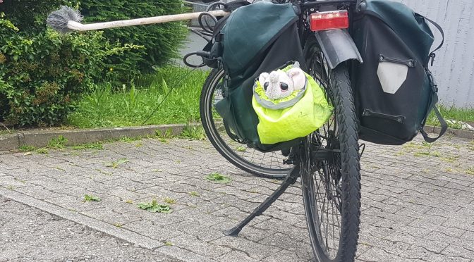 Wie man Autofahrende mit einem einfachen Pinsel auf Abstand halten kann