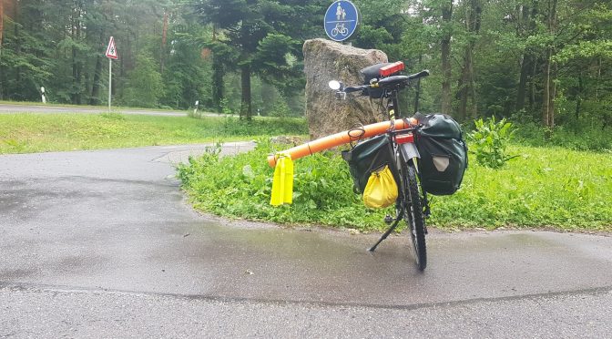 Wie geht das mit dem Abstandshalter beim Fahrrad fahren?