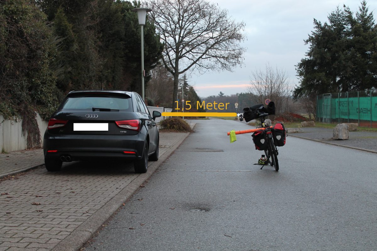 Wieder mit Abstandshalter am Fahrrad unterwegs